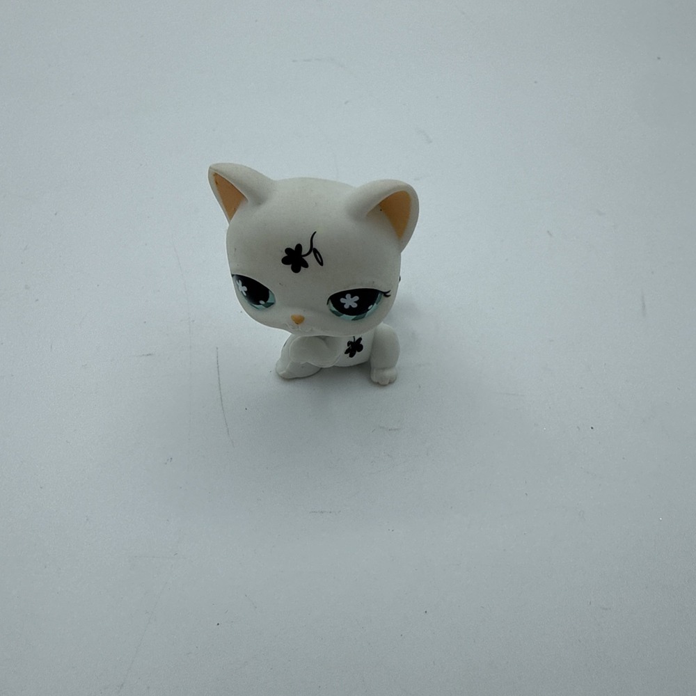 Littlest‎ Pet Shop Seasonal Easter Eggs: #547 Shorthair LPS Hasbro